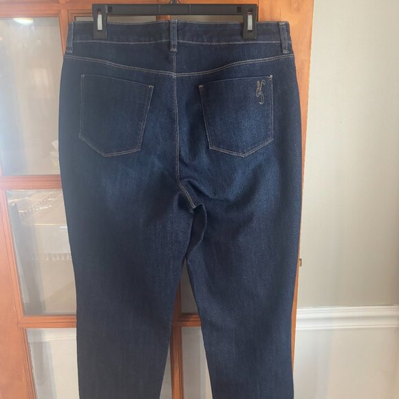 Style & CO Curvy Boyfriend Blue denim Size 12 - Picture 7 of 8